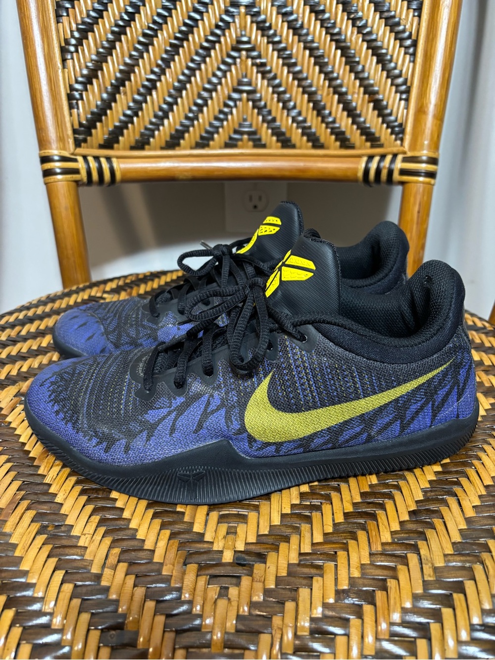 Nike Kobe Mamba Rage GS Black Tour Court Purple 943808-024 7Y